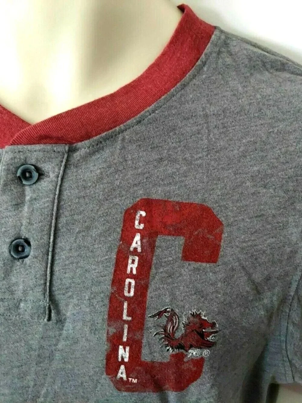 South Carolina Gamecocks T Shirt Size Small 34/36 Henley Style Distressed Logo